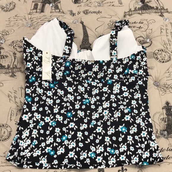 Anne Cole Printed Twist-Front Tankini Swim Top - Picture 5 of 7